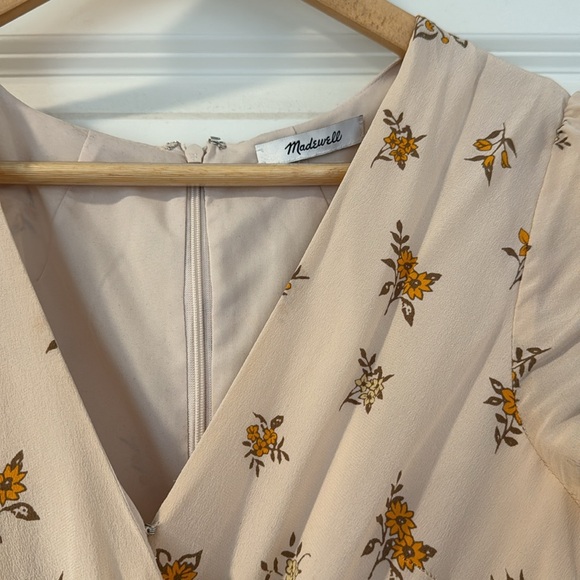 Madewell maxi dress in creamy blush with orange and yellow flowers. Size medium - Picture 2 of 5